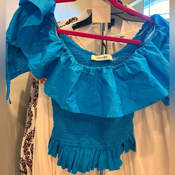 DO+BE Vibrant Blue Ruffle Blouse - Picture 1 of 4